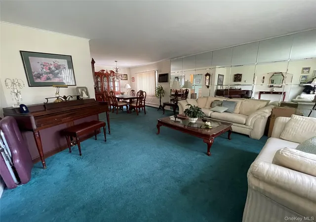 4th image of 581 Grand Ave, Lindenhurst, NY 11757 | MLS# 992179