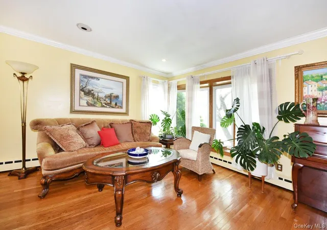 4th image of 855 Preston Rd, Hempstead, NY 11554 | MLS# 992312