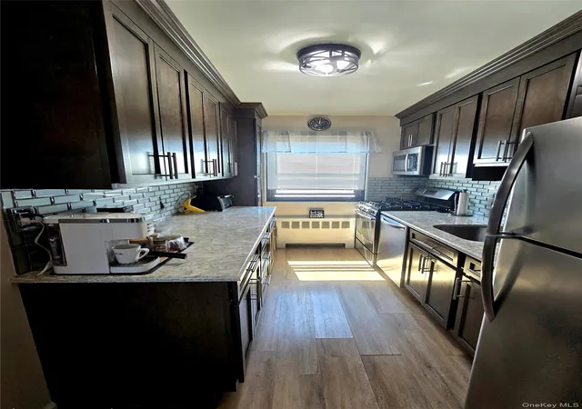 4th image of 155-35 81St St, New York, NY 11414
