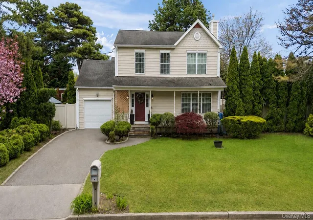 1st image of 502 Martha Ave, Bellport, NY 11713 | MLS# 992370