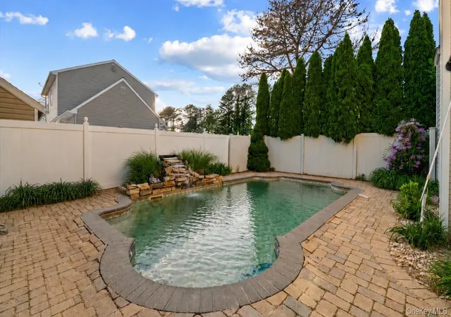 3rd image of 502 Martha Ave, Bellport, NY 11713 | MLS# 992370