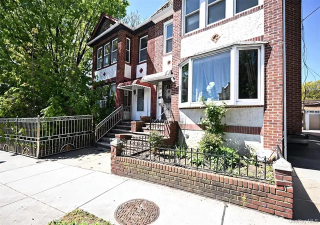 Photo 2 of Sale Pending at 86 46 139th Street, Jamaica, NY 11435 | MLS# 992374 | Listing updated on 2026-05-27