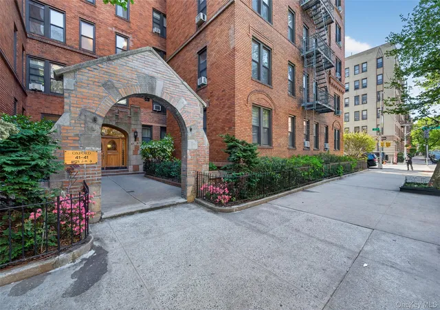 30th image of 41 41 41st St #3J, Sunnyside, NY 11104 | MLS# 992375
