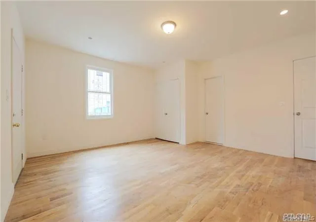 Photo 5 of House for sale at 104-33 88th Avenue, Richmond Hill, NY 11418 | MLS# 992386 | Listing updated on 2026-05-05