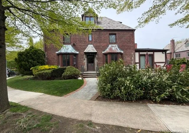 1st image of 13843 76th Ave, Flushing, NY 11367 | MLS# 992426