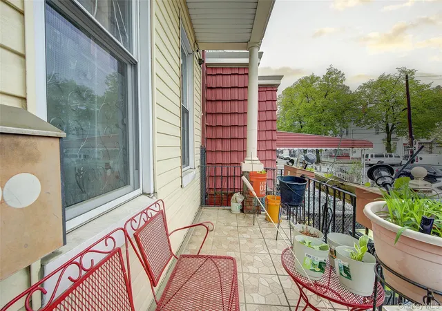 Photo 3 of Sale Pending at 150 Ridgewood Ave, Brooklyn, NY 11208 | MLS# 992435 | Listing updated on 2026-06-17