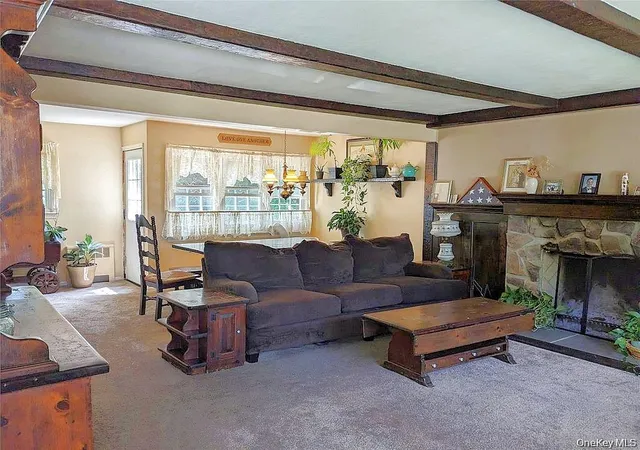 Photo 2 of Single family home for sale at 2 Rhode Is Ave, Massapequa, NY 11758 | MLS# 992438 | Listing updated on 2026-10-08