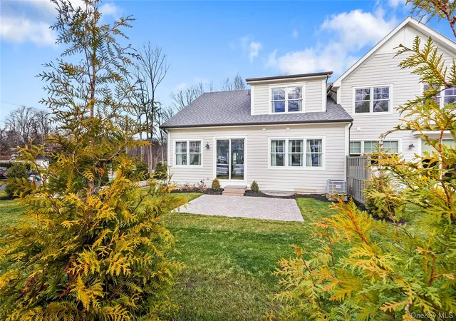 Homes for sale in Yorktown, NY | 2040 Crompond Rd #6, Yorktown, NY 10598 | MLS# 992459