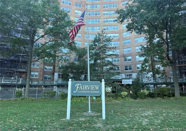 1st image of 61 20 Grand Central Pkwy #C 1205, Forest Hills, NY 11375 | MLS# 992461