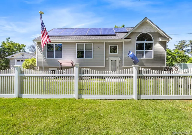 Photo 1 of Sale Pending at 49 Oakdale Ave, Brookhaven, NY 11772 | MLS# 992469 | Listing updated on 2026-08-24