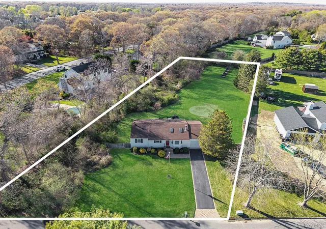2nd image of 9 Hickory Ln, East Moriches, NY 11940 | MLS# 992500
