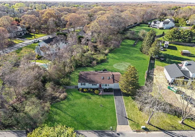 3rd image of 9 Hickory Ln, East Moriches, NY 11940 | MLS# 992500
