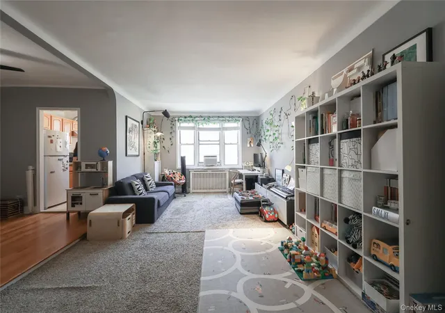 2nd image of 63 61 99th St #E6, Rego Park, NY 11374 | MLS# 992513