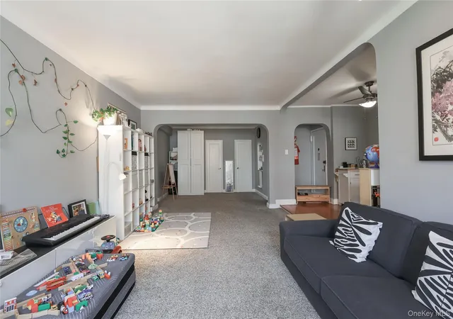3rd image of 63-61 99Th St #E6, Rego Park, NY 11374 | MLS# 992513