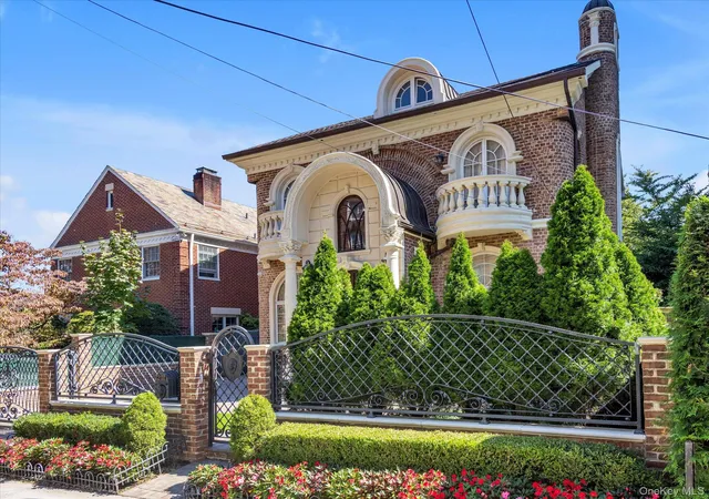 Photo 1 of Single family home for sale at 7207 112th Street, Forest Hills, NY 11375 | MLS# 992537 | Listing updated on 2026-09-01