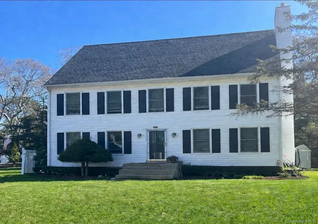 1st image of 533 Montauk Hwy, Westhampton Beach, NY 11978 | MLS# 992544