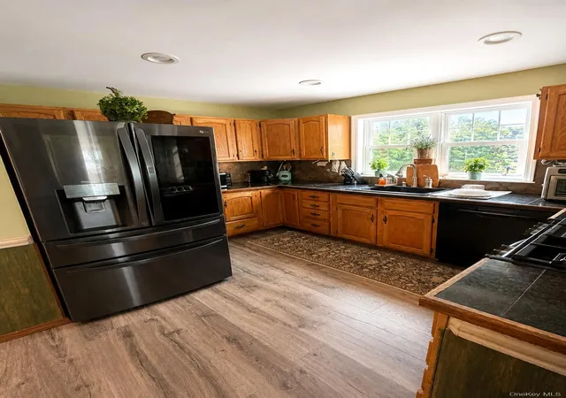 Photo 3 of Single family home for sale at 533 Montauk Hwy, Westhampton Beach, NY 11978 | MLS# 992544 | Listing updated on 2026-09-06