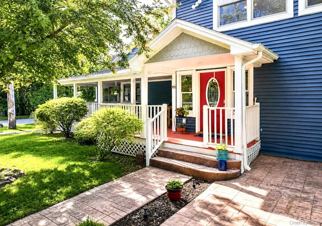 4th image of 8 Oak Dr, New Windsor, NY 12553 | MLS# 992546