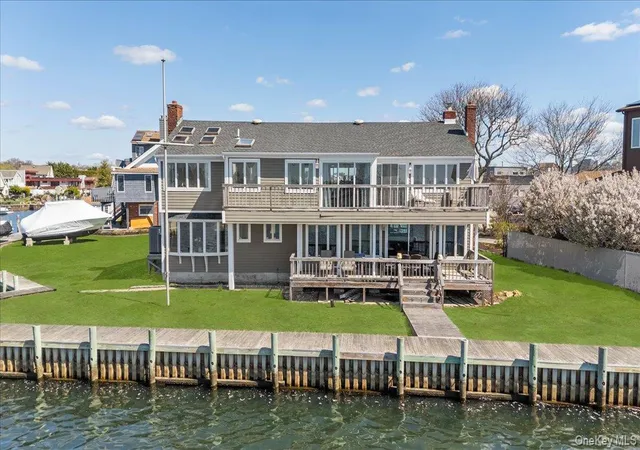 4th image of 160 Sequams Ln W, Islip, NY 11795 | MLS# 992605
