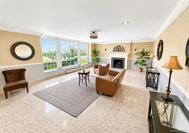 4th image of 15115 84Th St, New York, NY 11414