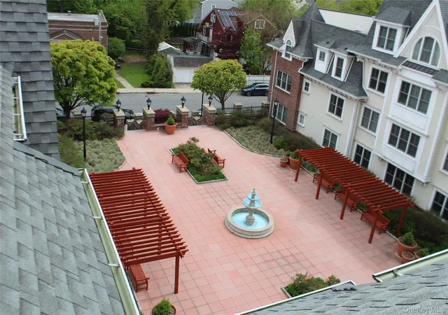 2nd image of 225 Stanley Ave #109, Mamaroneck, NY 10543 | MLS# 992655