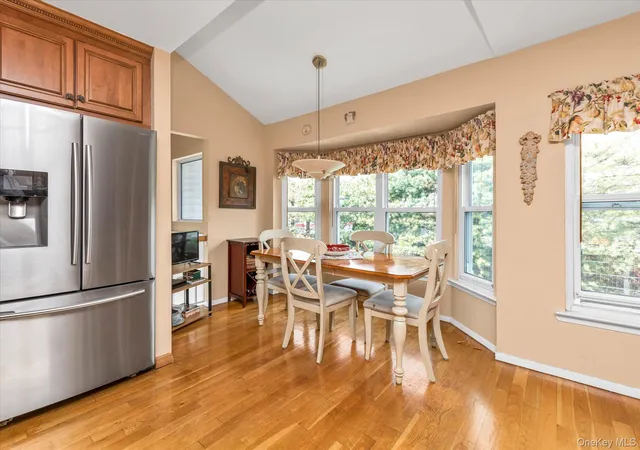 4th image of 7 Eastern Dr, New Hyde Park, NY 11040 | MLS# 992699