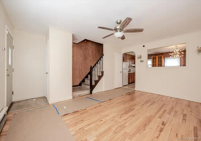 Photo 3 of Sale Pending at 1021a E 229th Street, Bronx, NY 10466 | MLS# 992708 | Listing updated on 2026-07-02