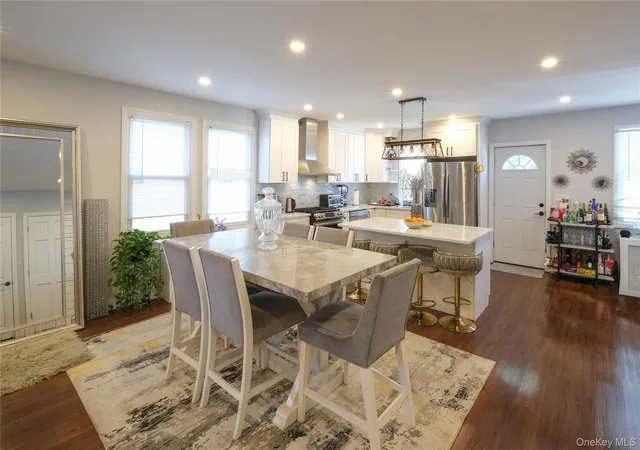 4th image of 119 Munro Blvd, Valley Stream, NY 11581 | MLS# 992744