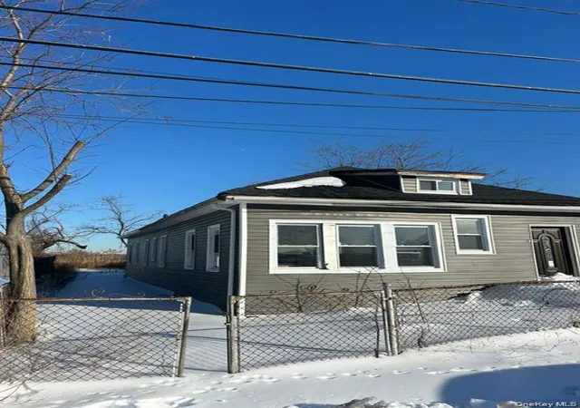 1st image of 534 Beach 43rd St, Far Rockaway, NY 11691 | MLS# 992757
