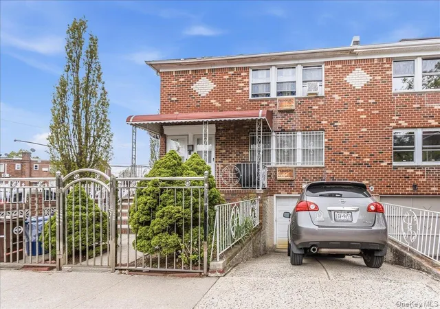 Photo 1 of Sale Pending at 8950 Pontiac St, Queens Village, NY 11427 | MLS# 992871 | Listing updated on 2026-06-04