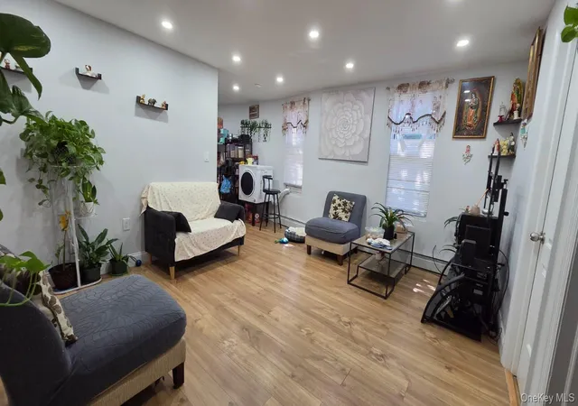 Photo 4 of Sale Pending at 811 E 8th Street, Brooklyn, NY 11230 | MLS# 992945 | Listing updated on 2026-06-10