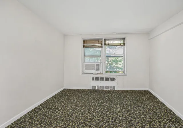 Photo 4 of Sale Pending at 3305 92nd Street #1B, New York, NY 11372 | MLS# 992974 | Listing updated on 2026-08-19