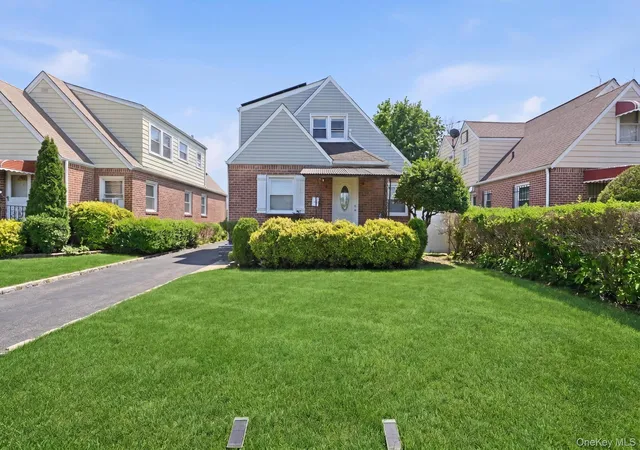 Photo 2 of Single family home for sale at 22754 113th Drive, New York, NY 11429 | MLS# 993019 | Listing updated on 2026-08-01