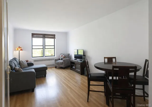 3rd image of 61 Oliver St, New York City, NY 11209