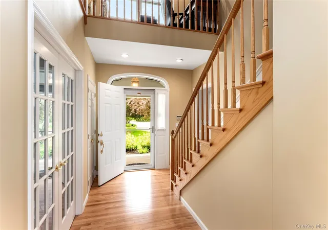 2nd image of 56 Lagoon Ct W, Riverhead, NY 11901 | MLS# 993100