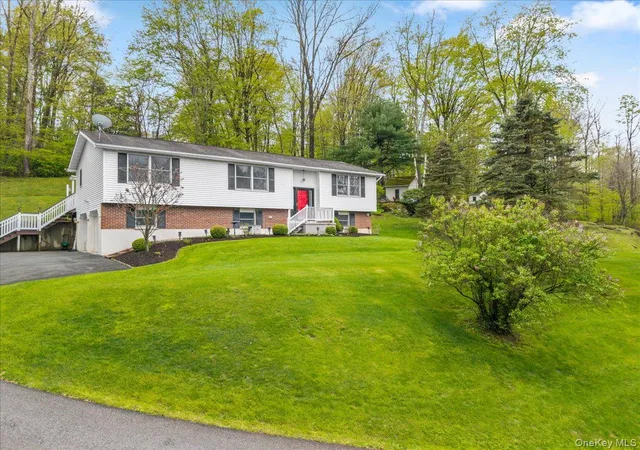 Homes for sale in Pawling, NY | 978 W Dover Rd, Pawling, NY 12564 | MLS# 993150