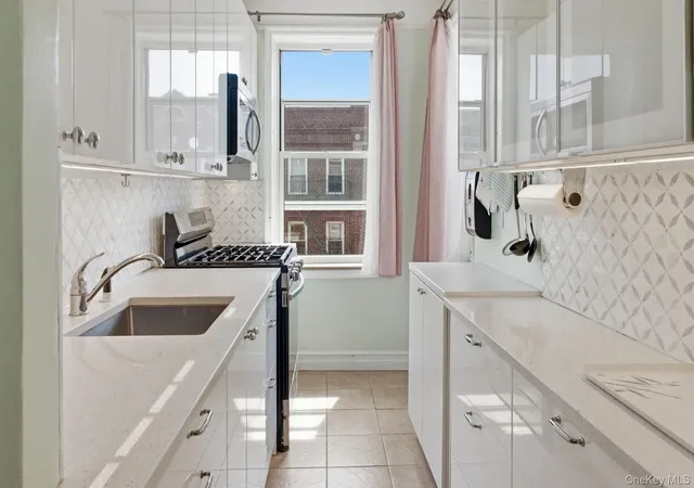 4th image of 114-20 Queens Blvd #F2, Forest Hills, NY 11375 | MLS# 993200