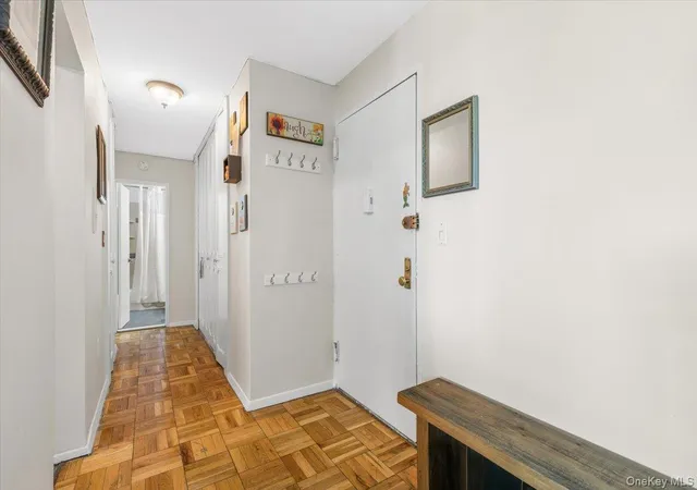 4th image of 1841 Central Park Ave #19L, Yonkers, NY 10710 | MLS# 993201