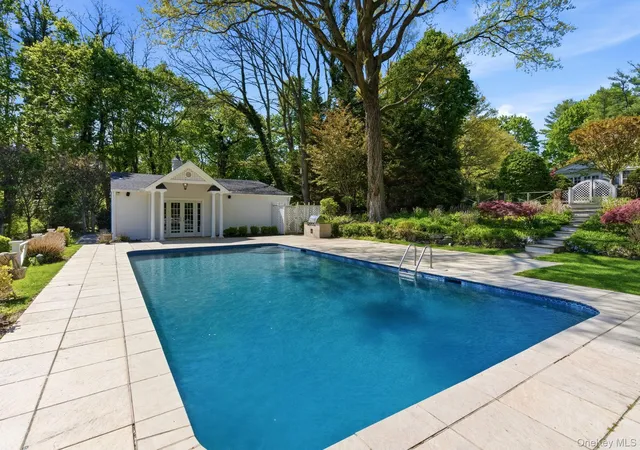 2nd image of 42 Clocktower Ln, Old Westbury, NY 11568 | MLS# 993215