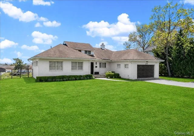 Photo 2 of Single family home for sale at 270 Dolphin Dr, Woodmere, NY 11598 | MLS# 993243 | Listing updated on 2026-07-06