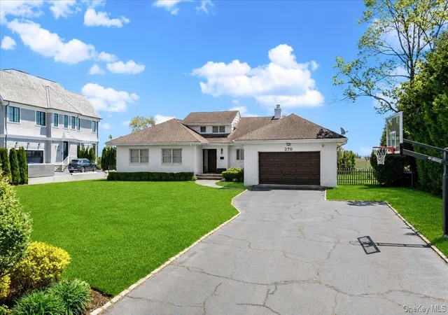 Photo 3 of Single family home for sale at 270 Dolphin Dr, Woodmere, NY 11598 | MLS# 993243 | Listing updated on 2026-07-06