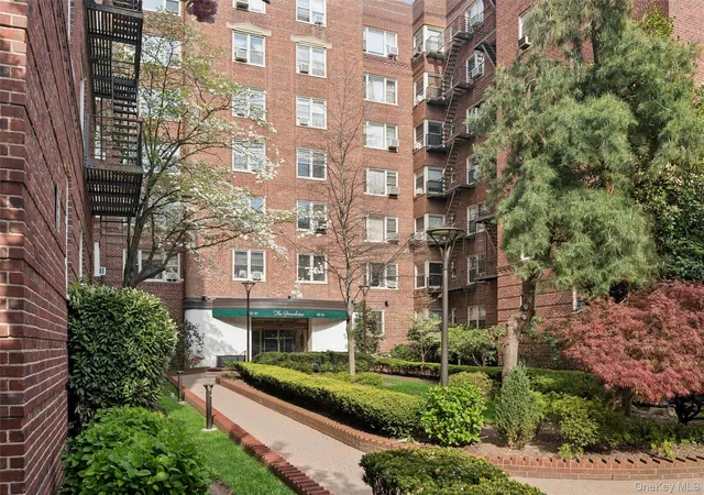 14th image of 68 61 Yellowstone Blvd #705, Forest Hills, NY 11375 | MLS# 993256