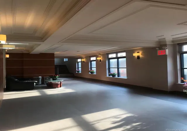 2nd image of 132 30 Sanford Ave #2D, Flushing, NY 11355 | MLS# 993311