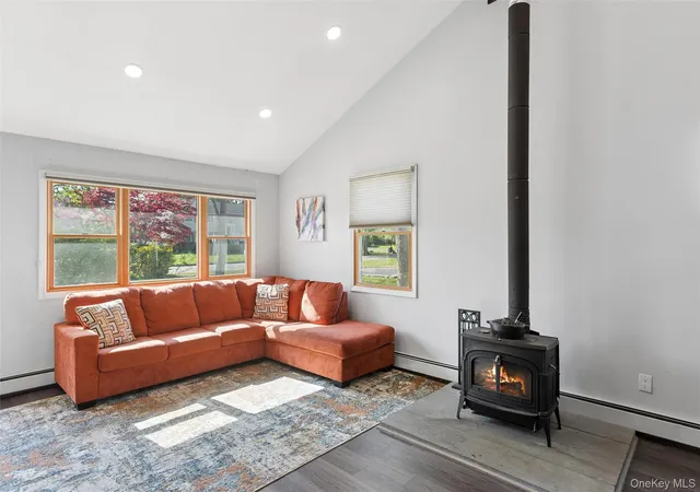 4th image of 33 Nantucket Dr, Medford, NY 11763 | MLS# 993323