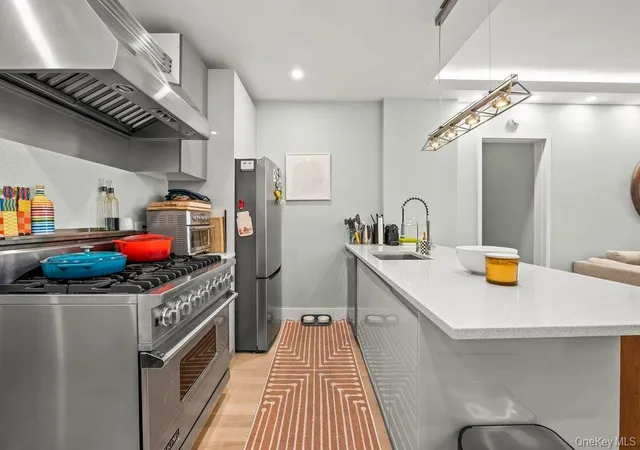 Photo 4 of Condo for sale at 226 50th Avenue #3D, New York, NY 11101 | MLS# 993331 | Listing updated on 2026-08-14