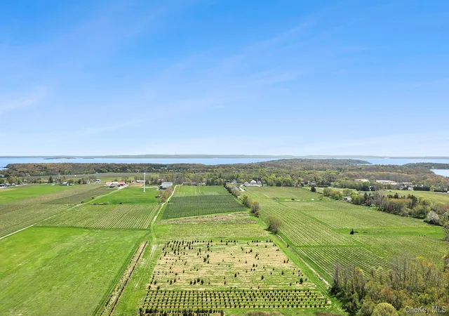 9th image of 37025 Main Rd, Cutchogue, NY 11935 | MLS# 993359
