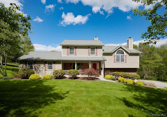 3rd image of 15 Red Hawk Hollow Rd, Wappinger, NY 12590 | MLS# 993377