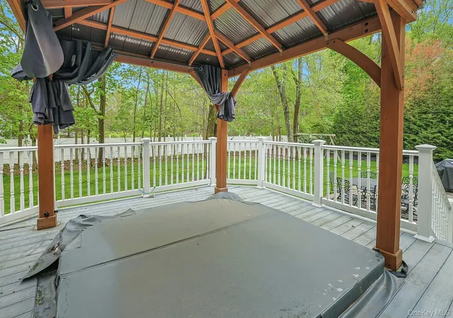31st image of 6 Mendolia Ct, Pearl River, NY 10965 | MLS# 993381