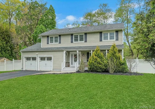 4th image of 6 Mendolia Ct, Pearl River, NY 10965 | MLS# 993381