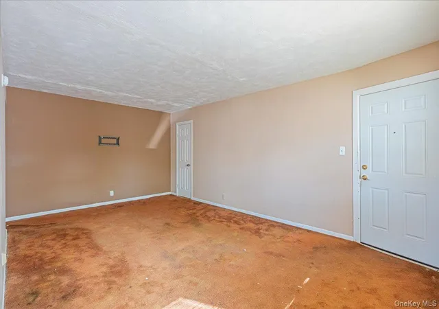 4th image of 6701 152Nd St, New York, NY 11367
